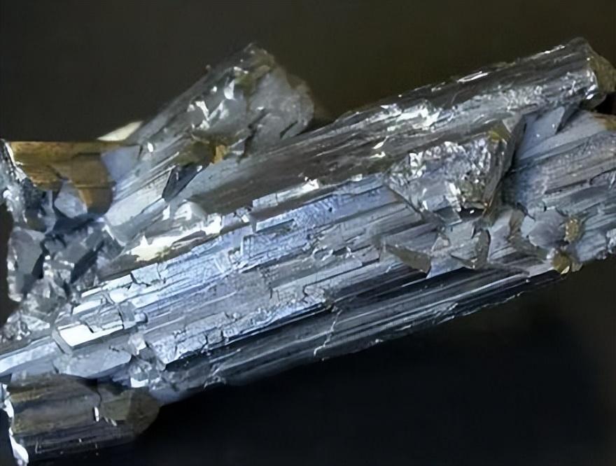 硫脲法提取金和银