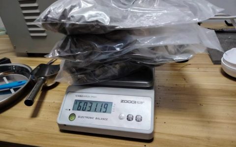 银粉回收，各类银粉催化剂回收、专业回收含银废料。