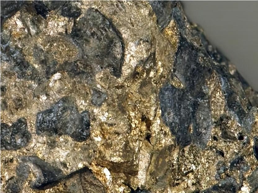 砂铂矿的产地与外观性质和砂铂矿回收方法