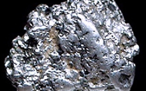 先得看懂了硝酸铂贵金属待回收物品回收提炼 铂铑金回收价格