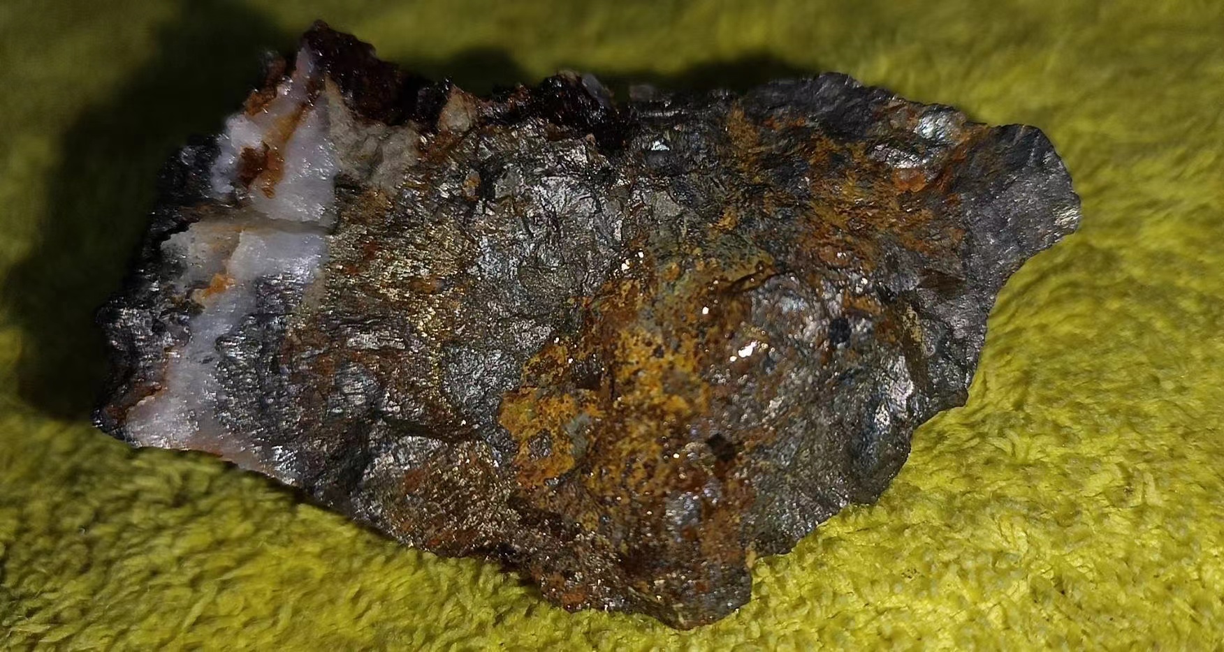 砂铂矿中有关铂、铱、钌金属回收的分析